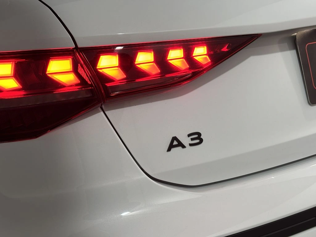 Audi A3 1.4 Tfsi 35 Sportback 4x2 At 5p año 2025