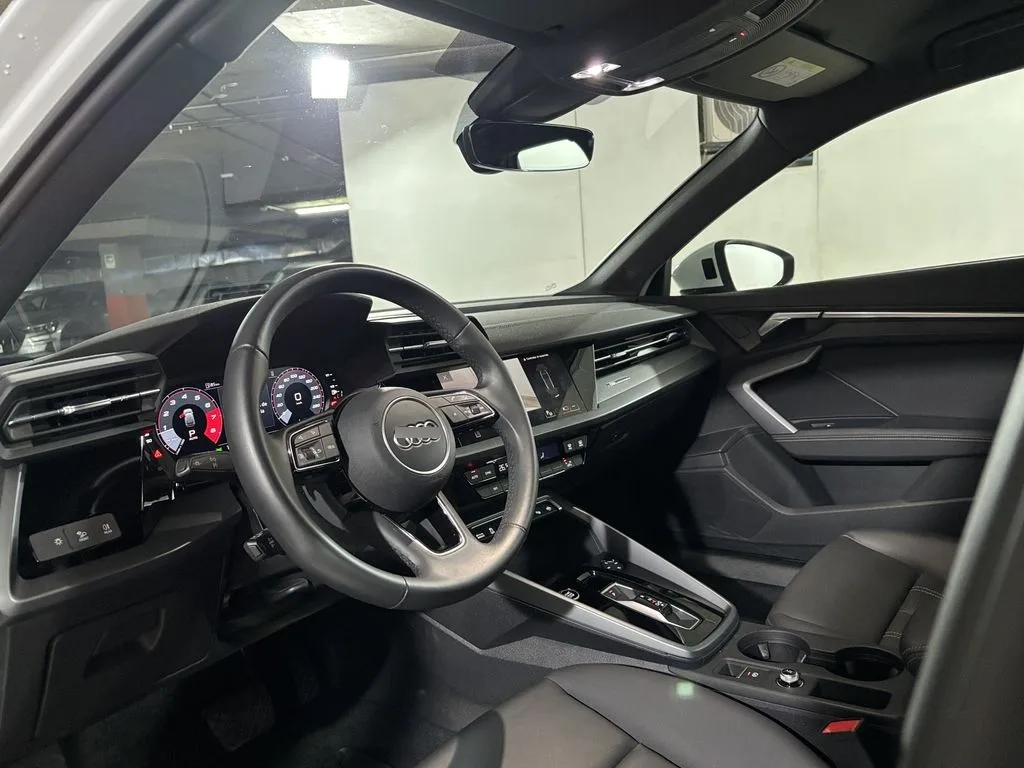 Audi A3 1.4 Tfsi 35 Sportback 4x2 At 5p año 2025