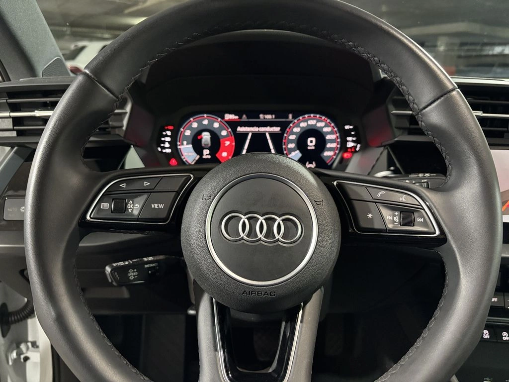 Audi A3 1.4 Tfsi 35 Sportback 4x2 At 5p año 2025
