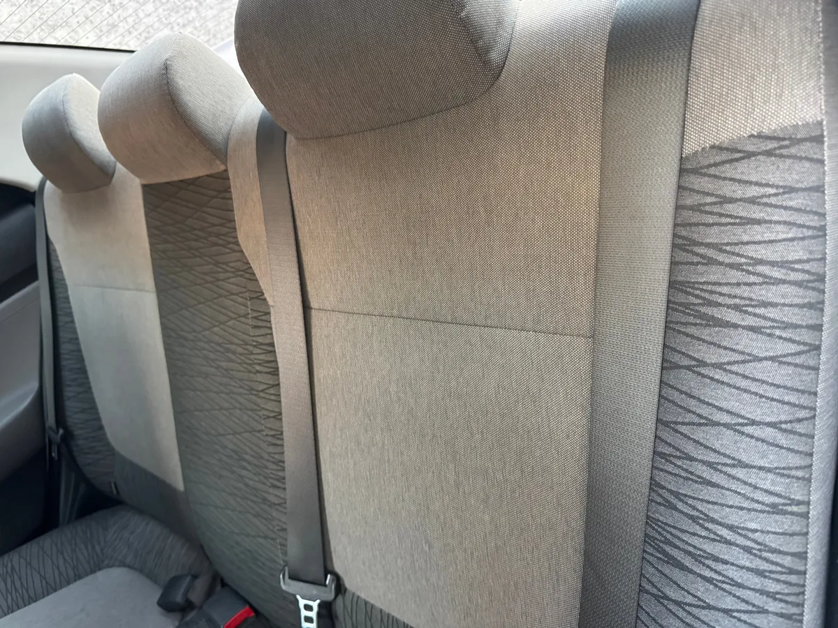 KIA MOTORS SOLUTO Soluto Lx 1.4l 5mt Ac año 2021