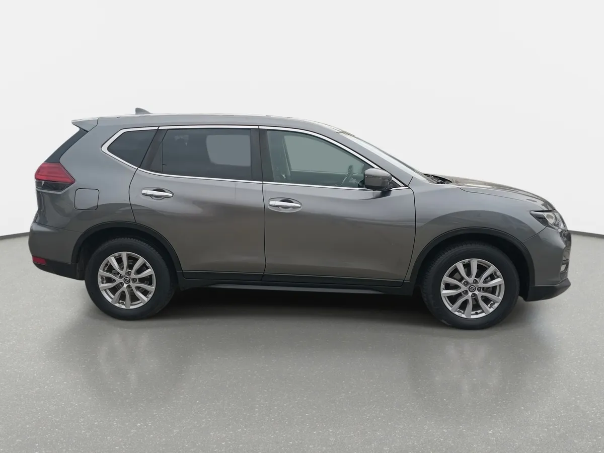 Nissan X-Trail 2.5 Sense Mc 4x2 Cvt At 5p año 2022