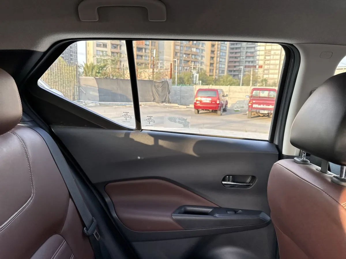 Nissan Kicks 1.6 Exclusive Rock Edition 4x2 Cvt At 5p año 2024