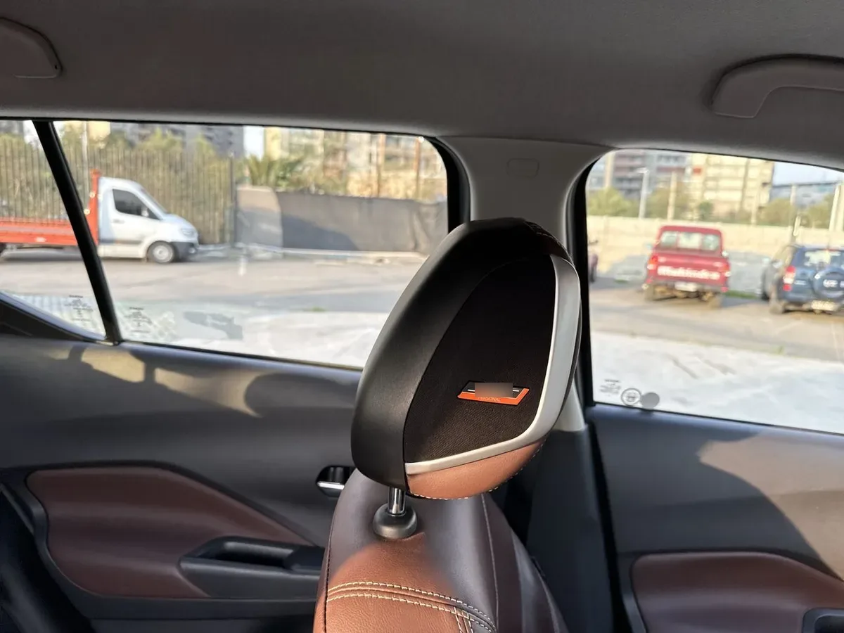 Nissan Kicks 1.6 Exclusive Rock Edition 4x2 Cvt At 5p año 2024
