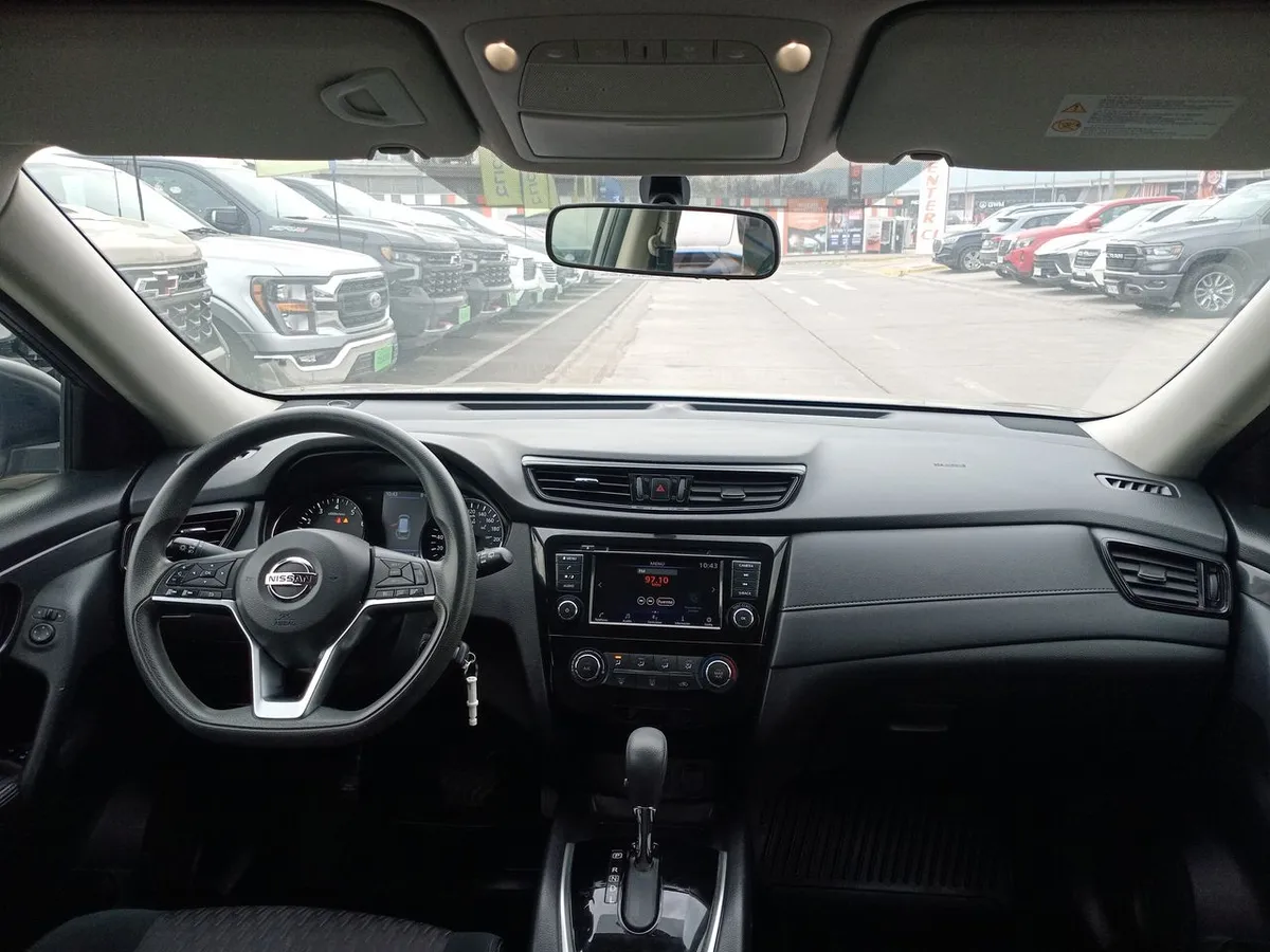 Nissan X-Trail 2.5 Sense Mc 4x2 Cvt At 5p año 2022
