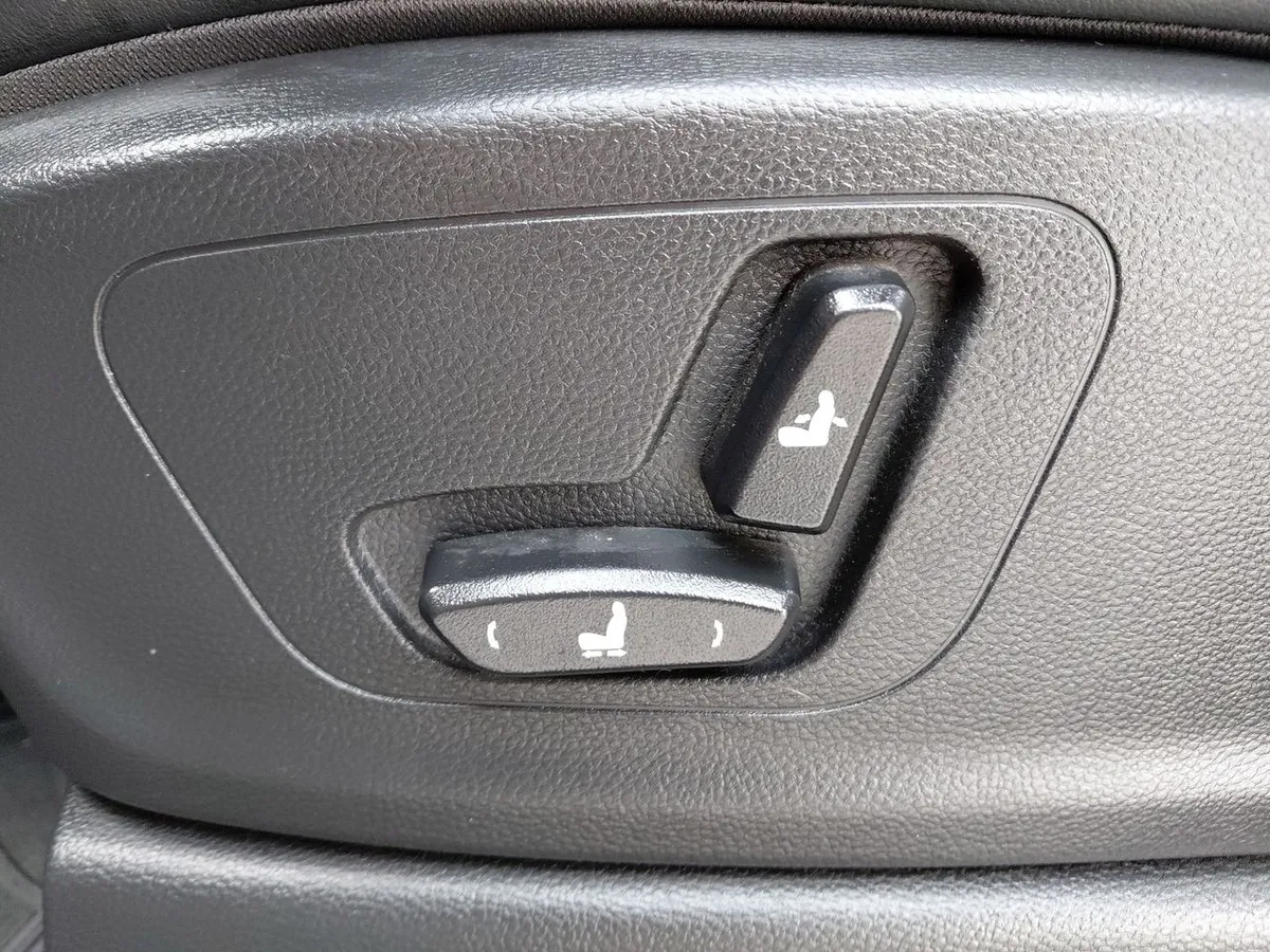 Chevrolet Captiva 1.5t Premier R 4x2 Cvt At 5p año 2025