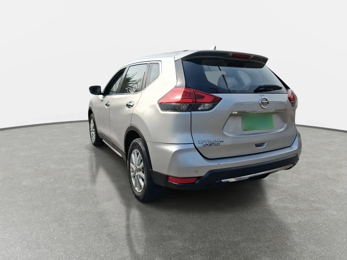 Nissan X-Trail 2.5 Sense 4x2 2row Cvt At 5p año 2019