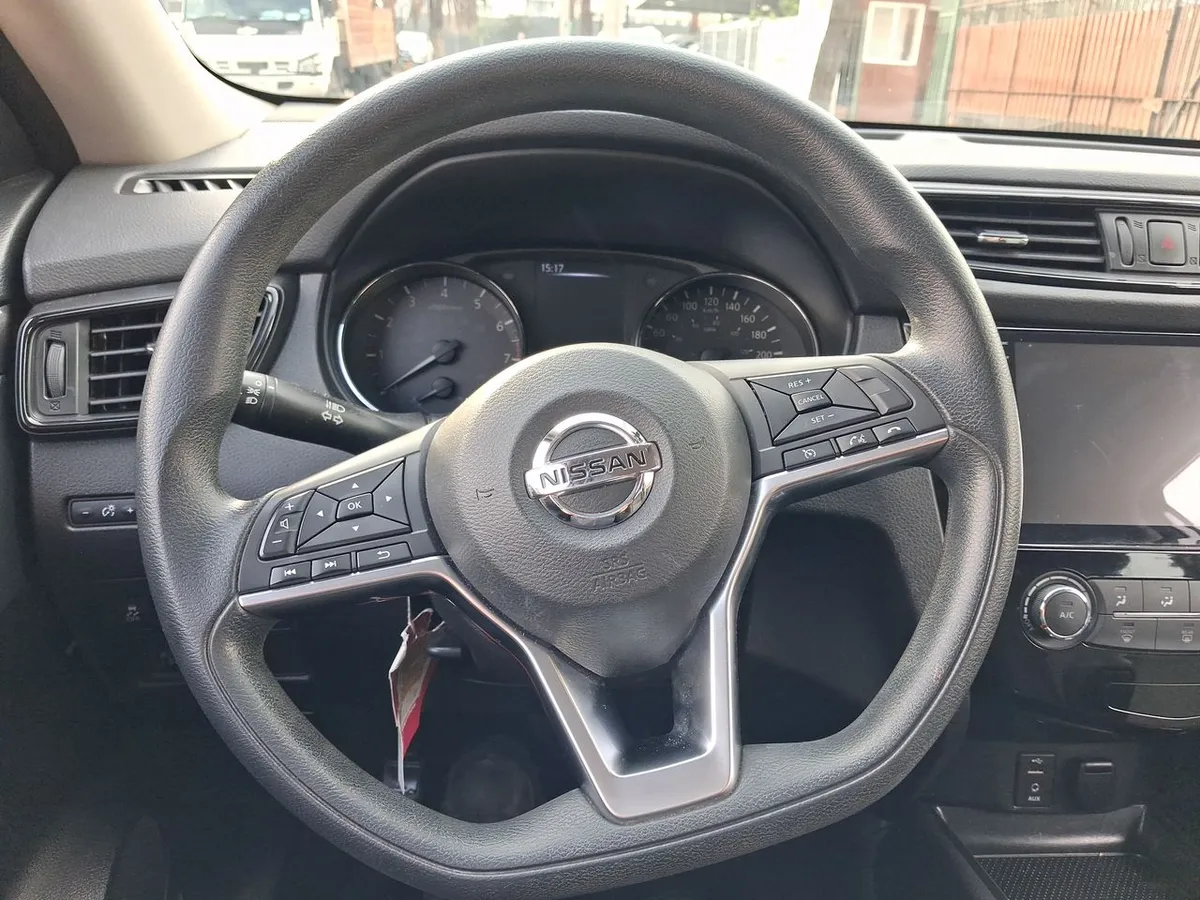 Nissan X-Trail 2.5 Sense 4x2 2row Cvt At 5p año 2019