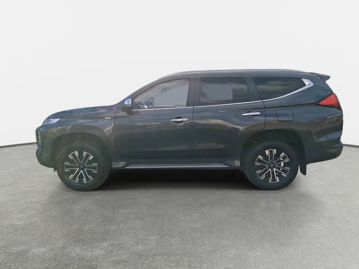 Mitsubishi Montero Sport 3.0 4x2 At 5p año 2024