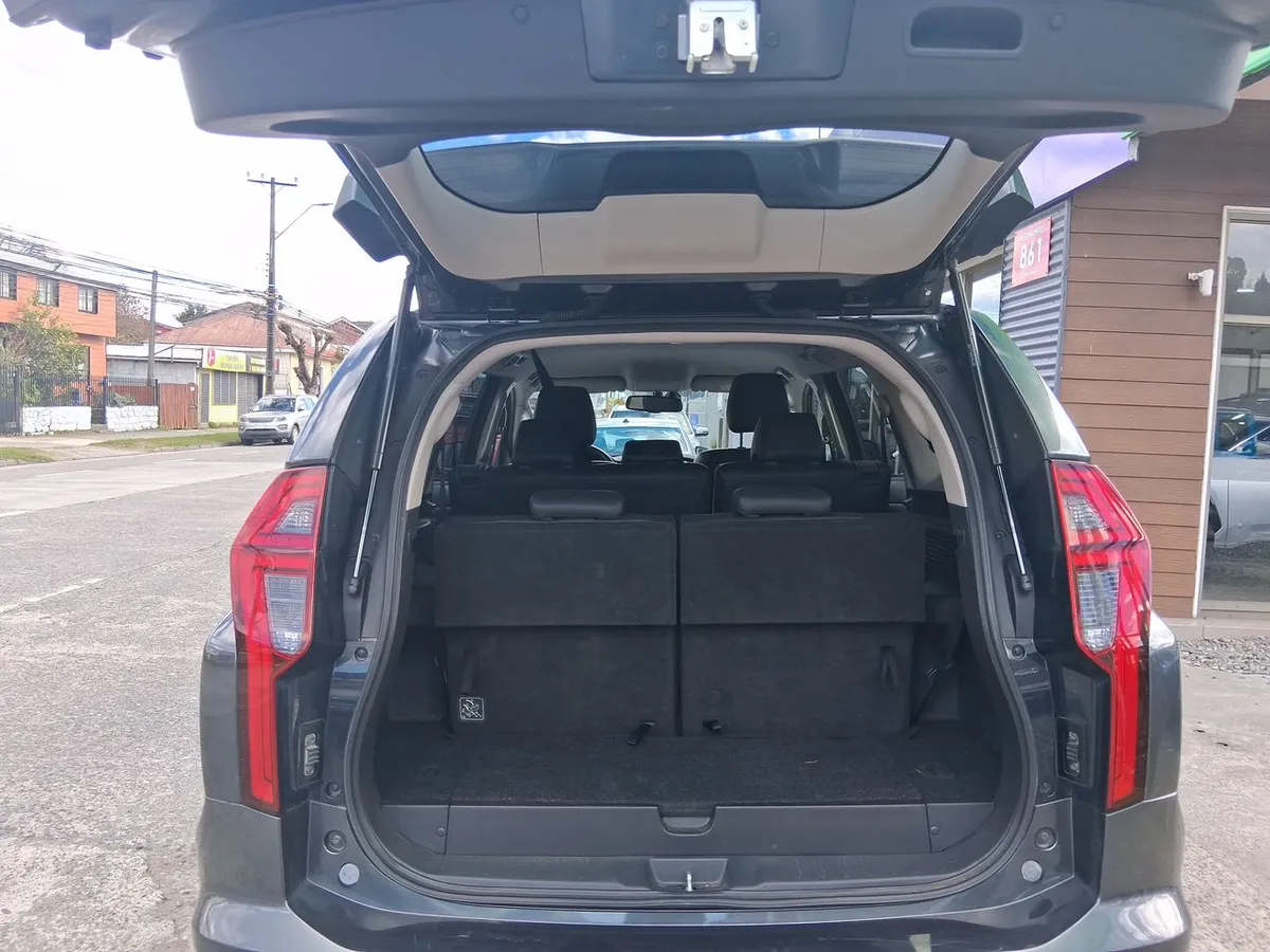 Mitsubishi Montero Sport 3.0 4x2 At 5p año 2024