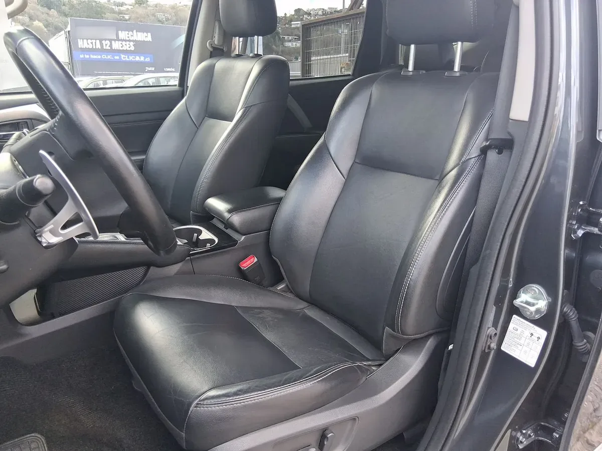 Mitsubishi Montero Sport 3.0 4x2 At 5p año 2024