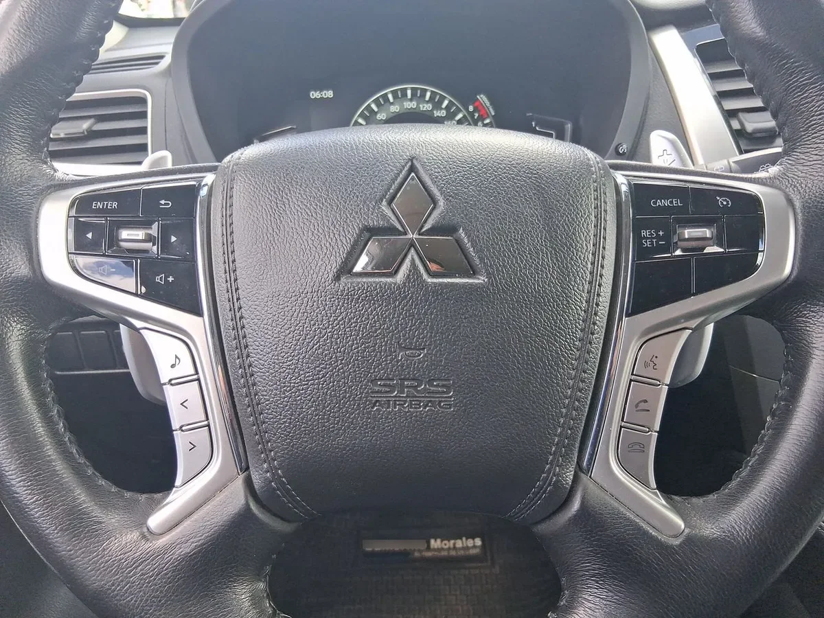 Mitsubishi Montero Sport 3.0 4x2 At 5p año 2024