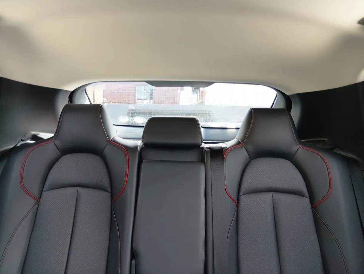Changan Uni-T 1.5 Luxury 4x2 At 5p año 2024