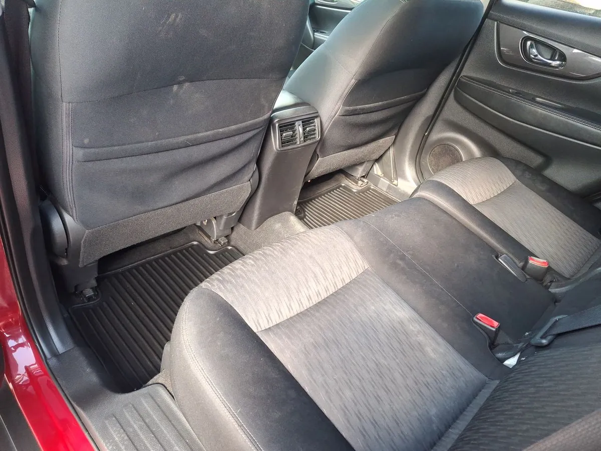 Nissan X-Trail 2.5 Sense Mc 4x2 2row Cvt At 5p año 2022