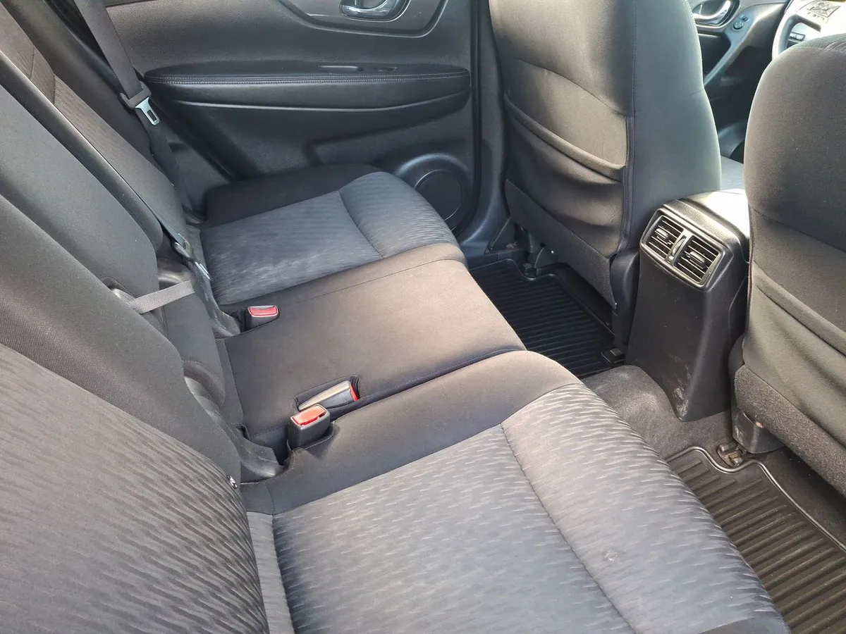 Nissan X-Trail 2.5 Sense Mc 4x2 2row Cvt At 5p año 2022
