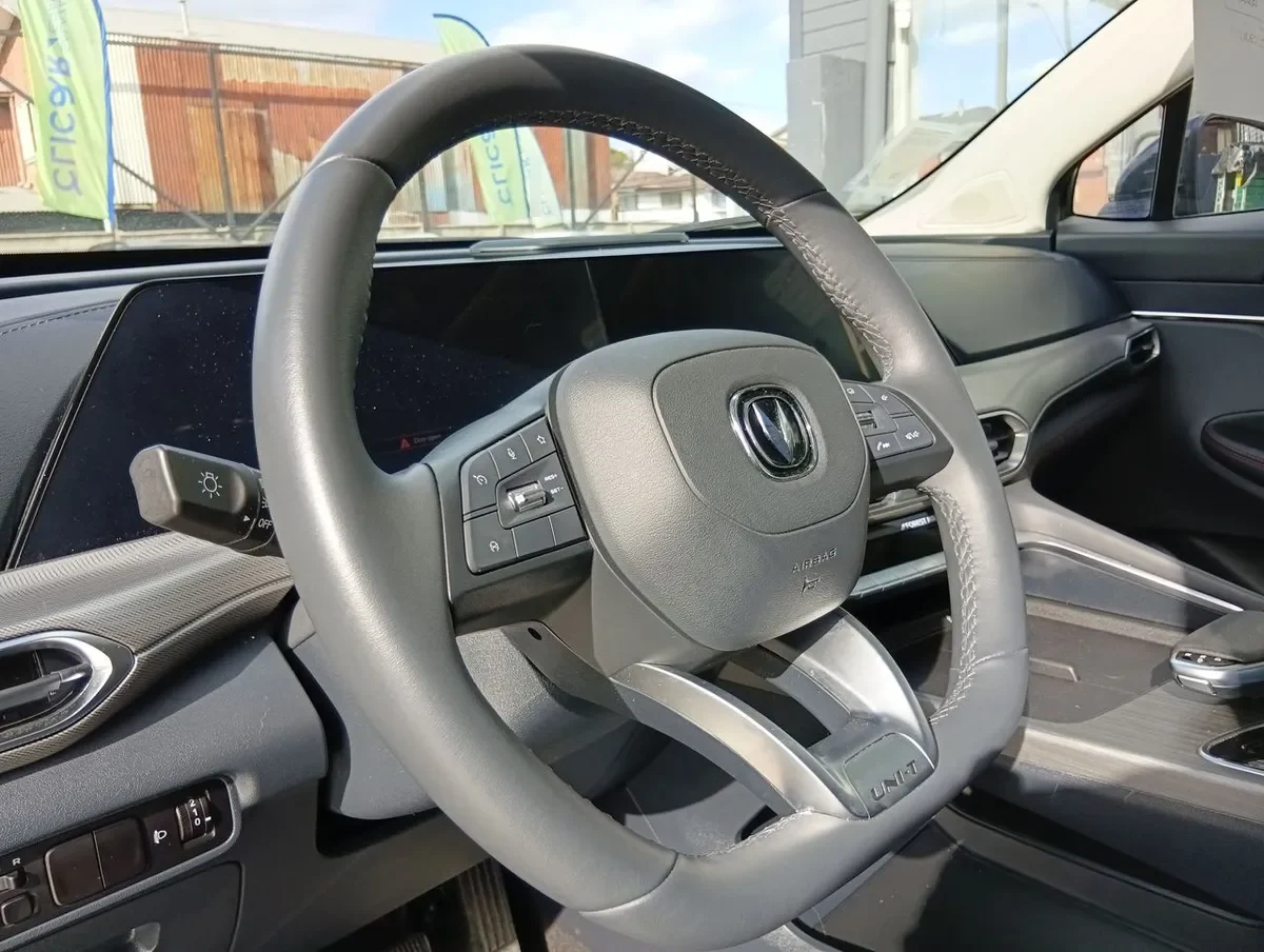 Changan Uni-T 1.5 Luxury 4x2 At 5p año 2024