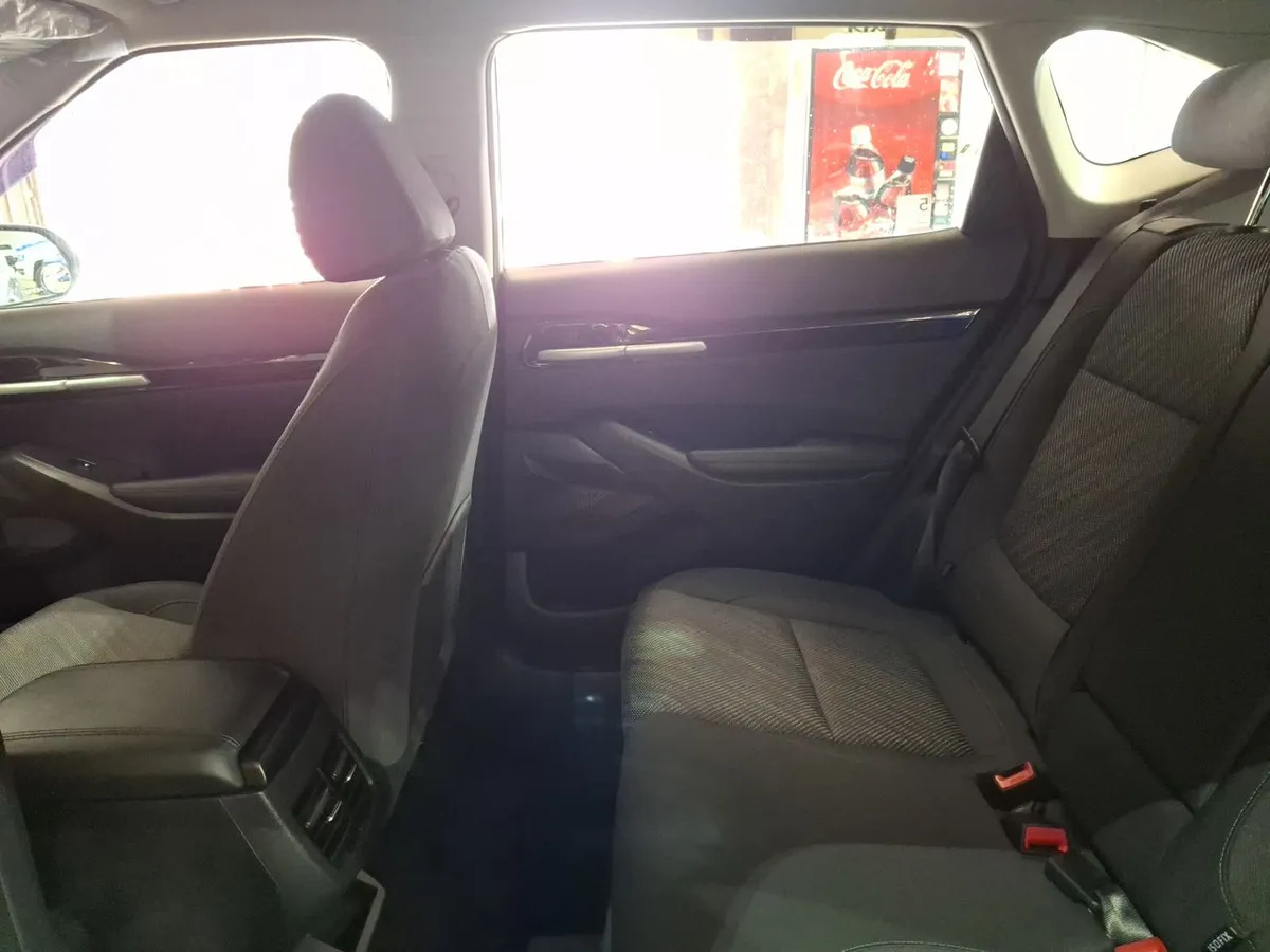 Kia Seltos 1.5 Ex 4x2 6mt 5p año 2024