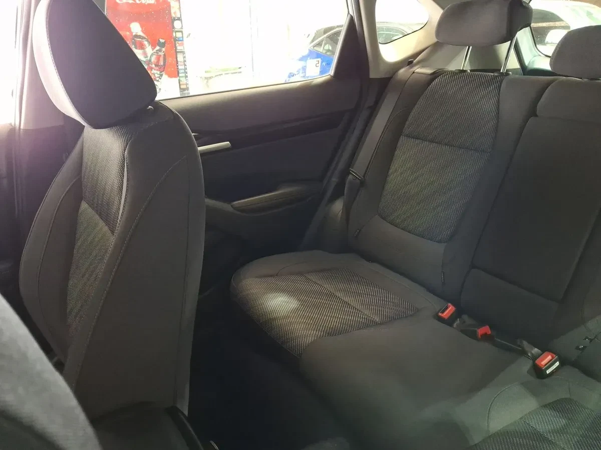Kia Seltos 1.5 Ex 4x2 6mt 5p año 2024