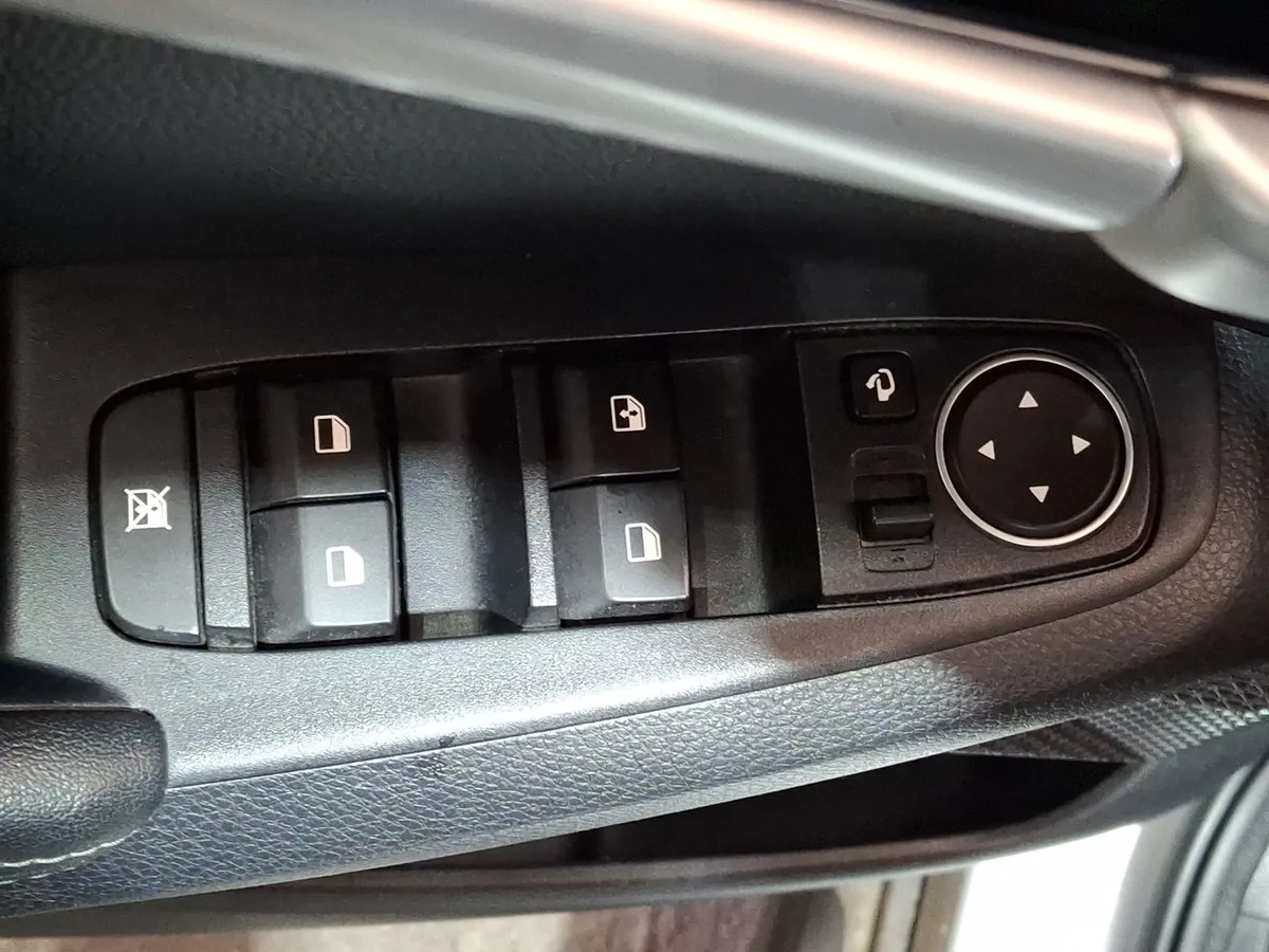 Kia Seltos 1.5 Ex 4x2 6mt 5p año 2024