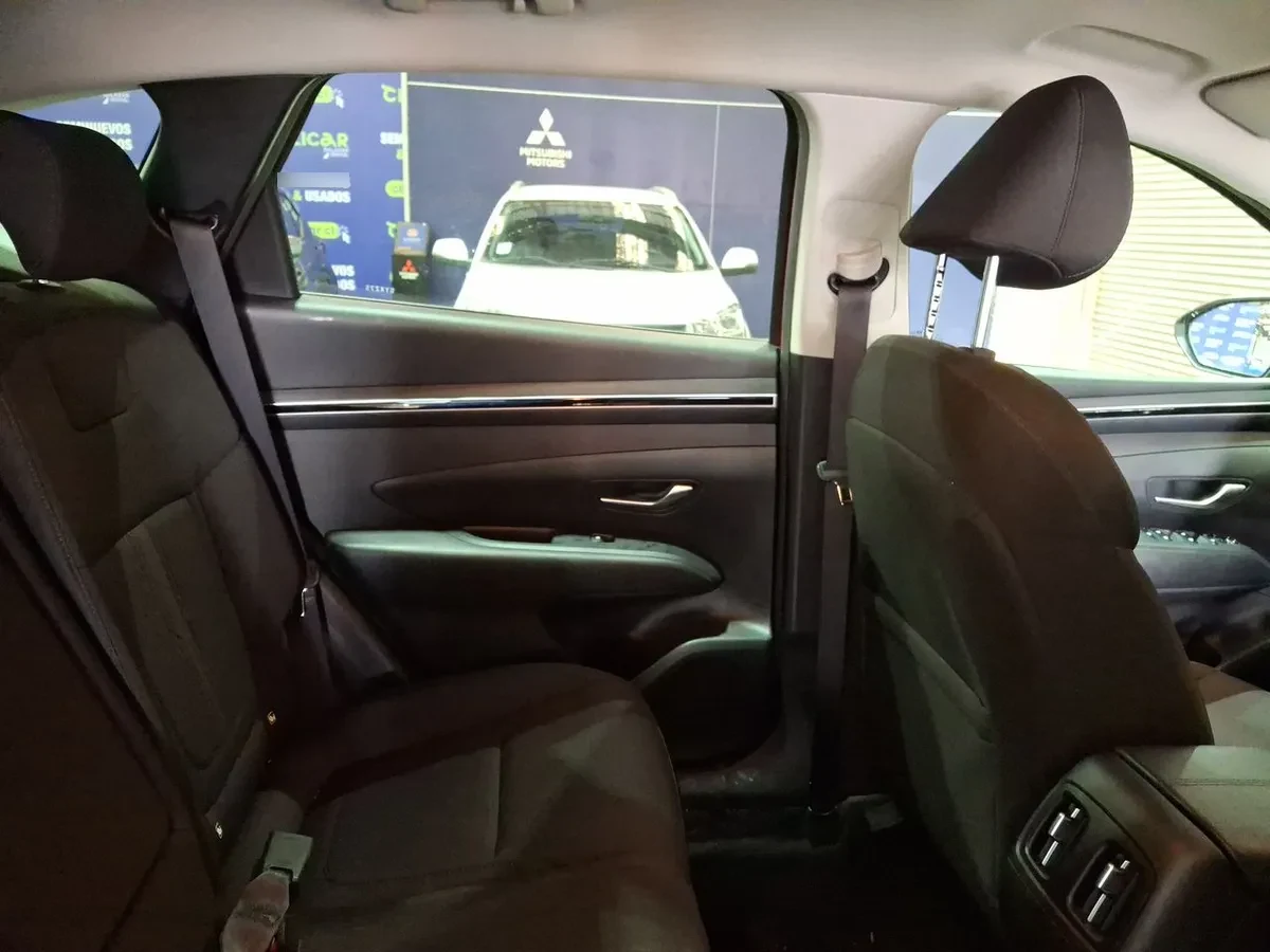 Hyundai Tucson 2.0 Nx4 Value 2wd At 5p año 2023
