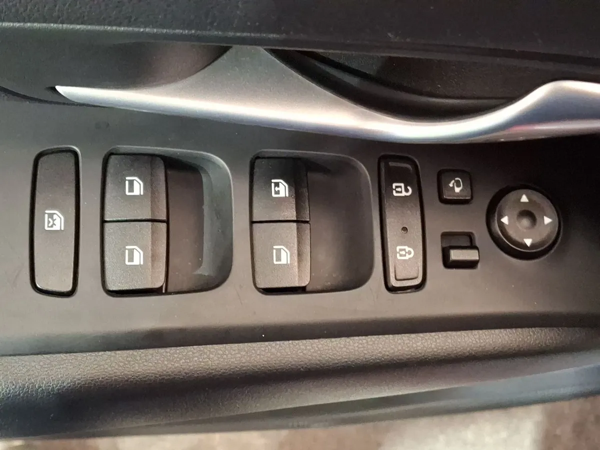 Hyundai Tucson 2.0 Nx4 Value 2wd At 5p año 2023