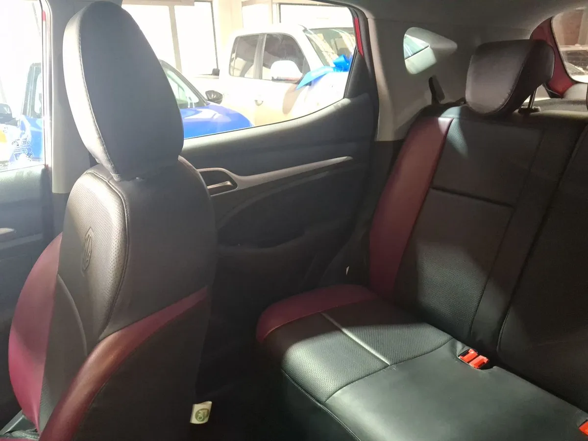 MG Mg Zs 1.5 Std 4x2 Mt 5p año 2023
