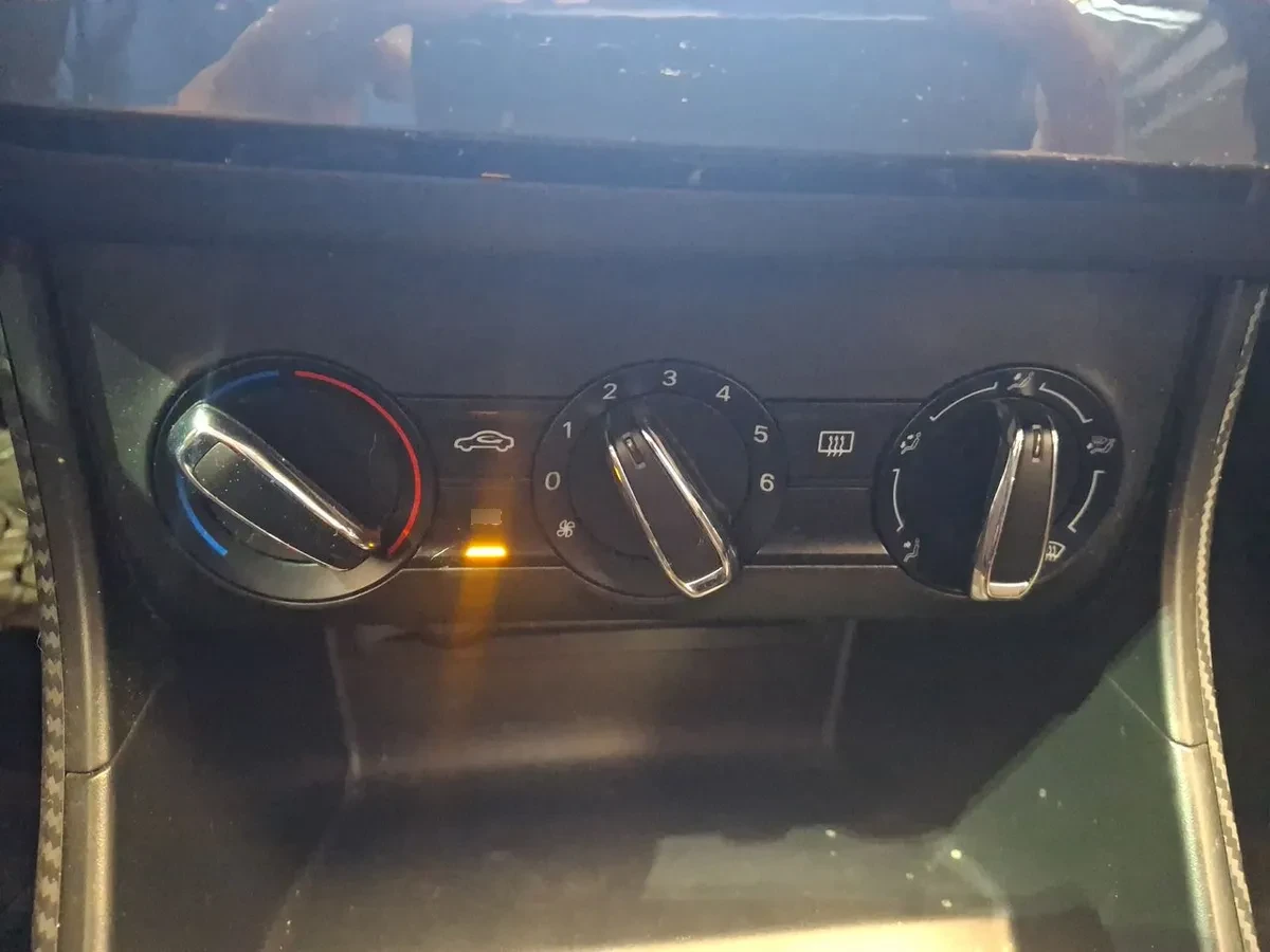 MG Mg Zs 1.5 Std 4x2 Mt 5p año 2023
