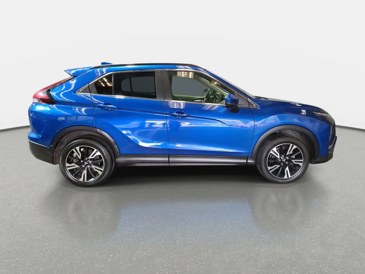 Mitsubishi Eclipse Cross 1.5 Rt P 4x2 At 5p año 2025