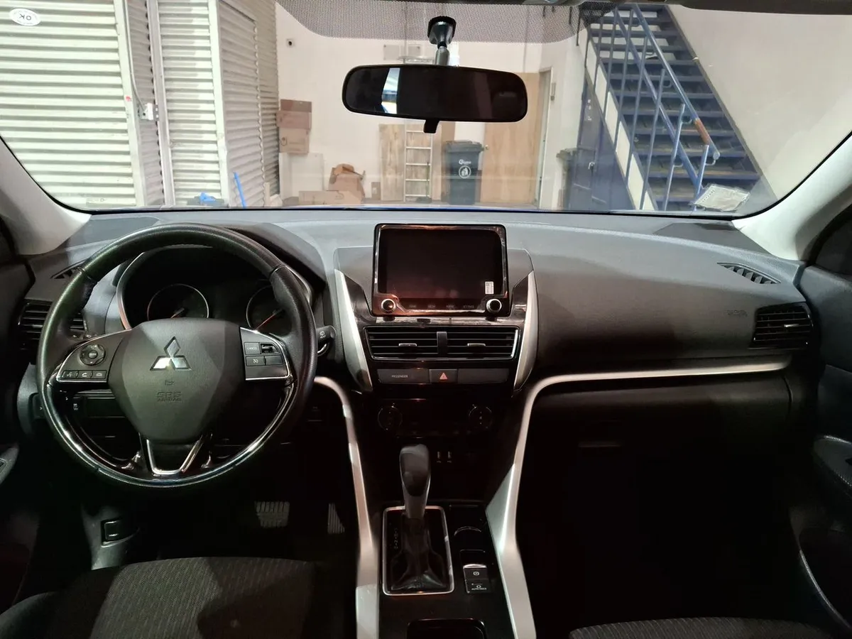 Mitsubishi Eclipse Cross 1.5 Rt P 4x2 At 5p año 2025
