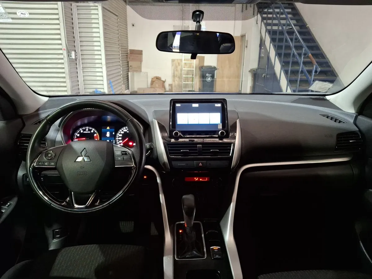 Mitsubishi Eclipse Cross 1.5 Rt P 4x2 At 5p año 2025