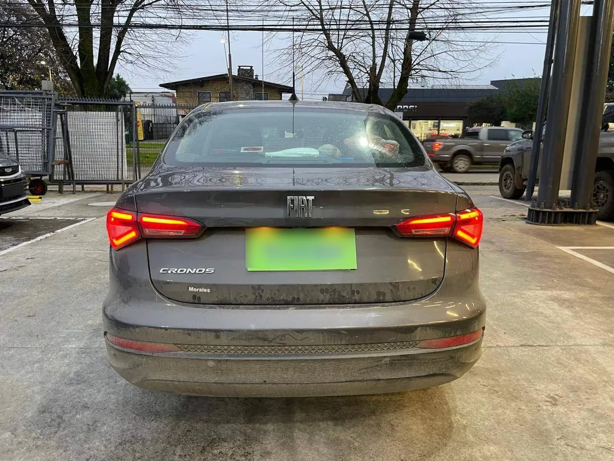 Fiat Cronos 1.8 Drive 4x2 At 4p año 2022