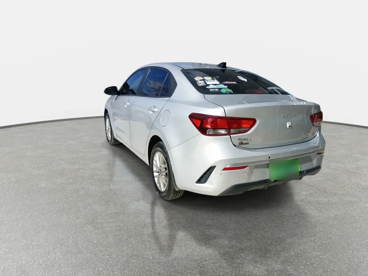Kia Rio4 1.4 Lx 4x2 Ac Dab 6mt 4p año 2023