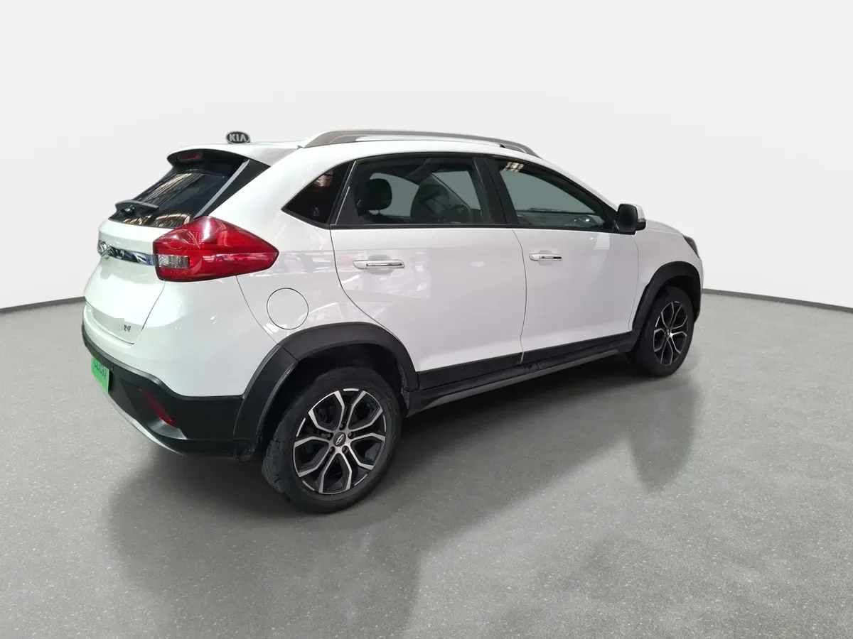 Chery Tiggo 2 1.5 Vvt Gls 4x2 Mt 5p año 2022