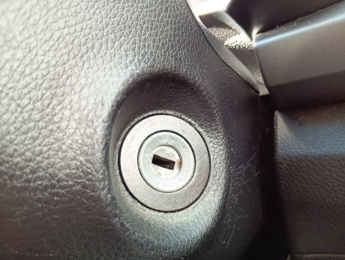Kia Rio4 1.4 Lx 4x2 Ac Dab 6mt 4p año 2023