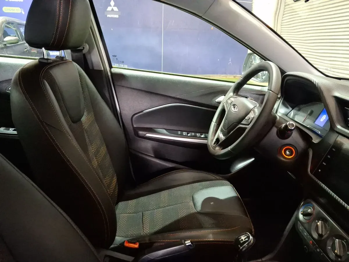 Chery Tiggo 2 1.5 Vvt Gls 4x2 Mt 5p año 2022