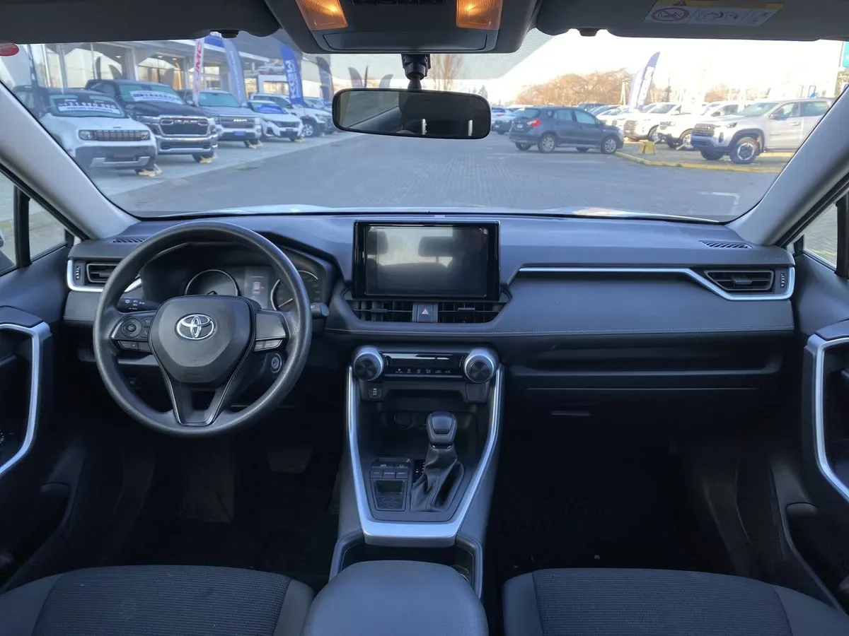 Toyota Rav 4 2.0 Le 4x2 Cvt At 5p año 2022