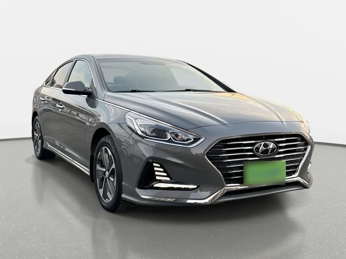 Hyundai Sonata 2.0 Hybrid Lf Hev Value 4x2 At 4p año 2021