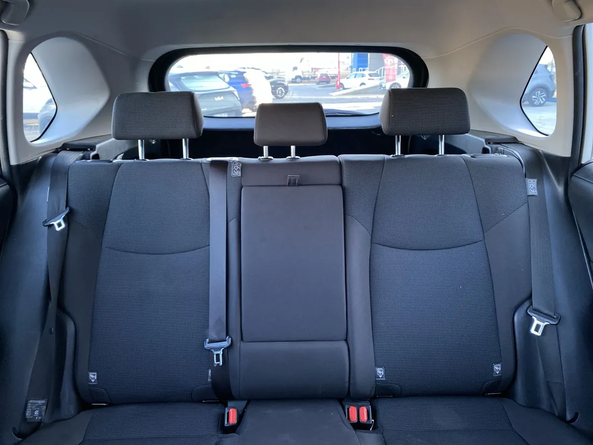 Toyota Rav 4 2.0 Le 4x2 Cvt At 5p año 2022
