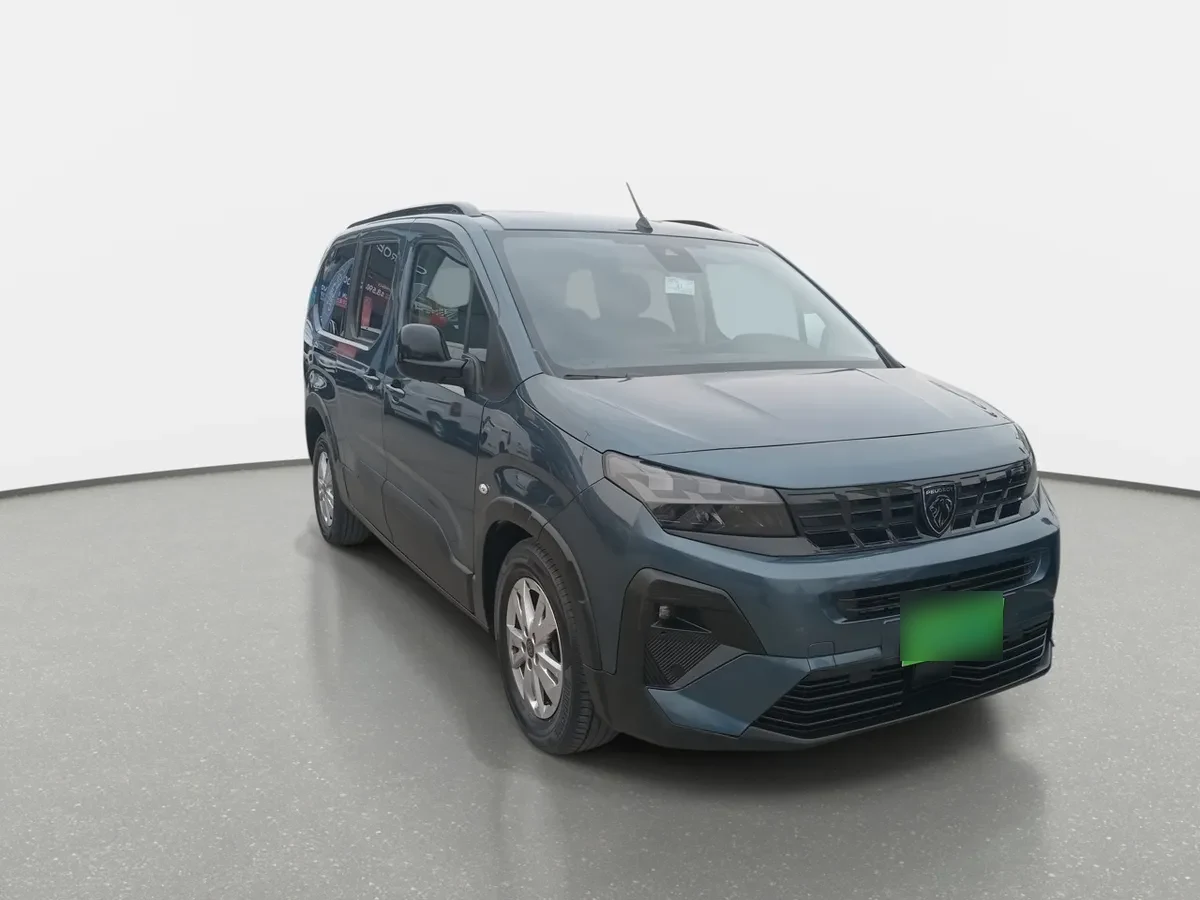 Peugeot Rifter 1.5 Allure Bluehdi Diesel 130hp 4x2 Eat8 5p año 2025