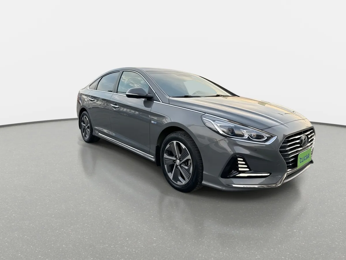 Hyundai Sonata 2.0 Hybrid Lf Hev Value 4x2 At 4p año 2021