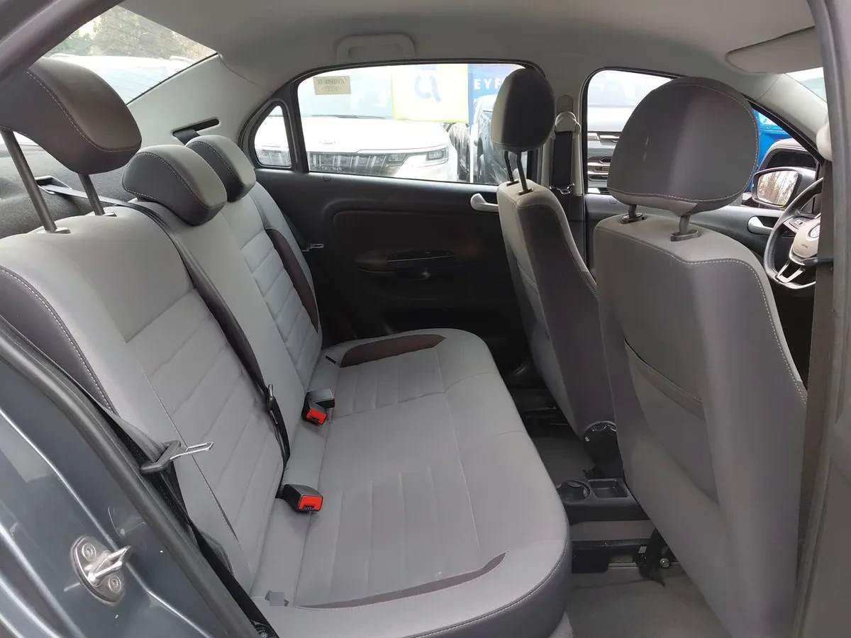 Volkswagen Voyage Nuevo 1.6 Highline Mt 4p año 2021
