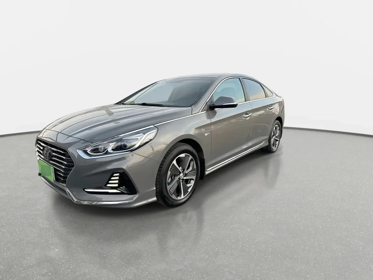 Hyundai Sonata 2.0 Hybrid Lf Hev Value 4x2 At 4p año 2021