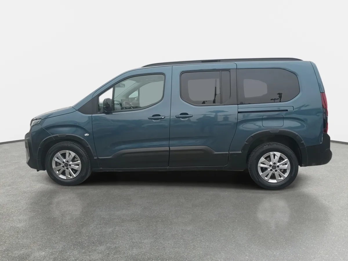 Peugeot Rifter 1.5 Allure Bluehdi Diesel 130hp 4x2 Eat8 5p año 2025