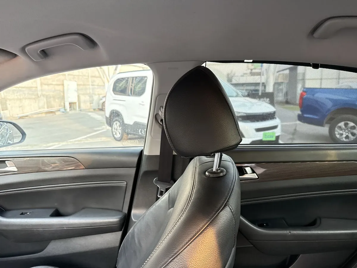 Hyundai Sonata 2.0 Hybrid Lf Hev Value 4x2 At 4p año 2021