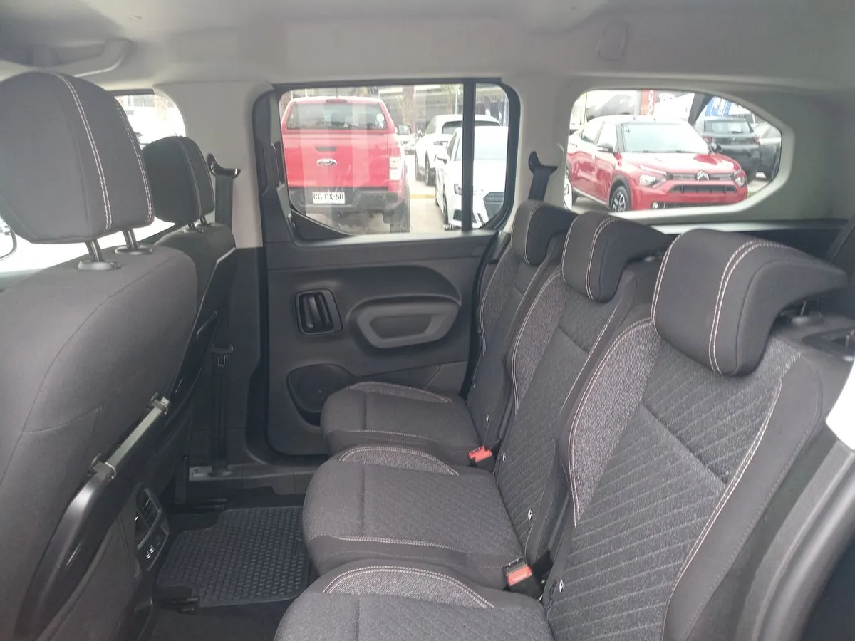 Peugeot Rifter 1.5 Allure Bluehdi Diesel 130hp 4x2 Eat8 5p año 2025