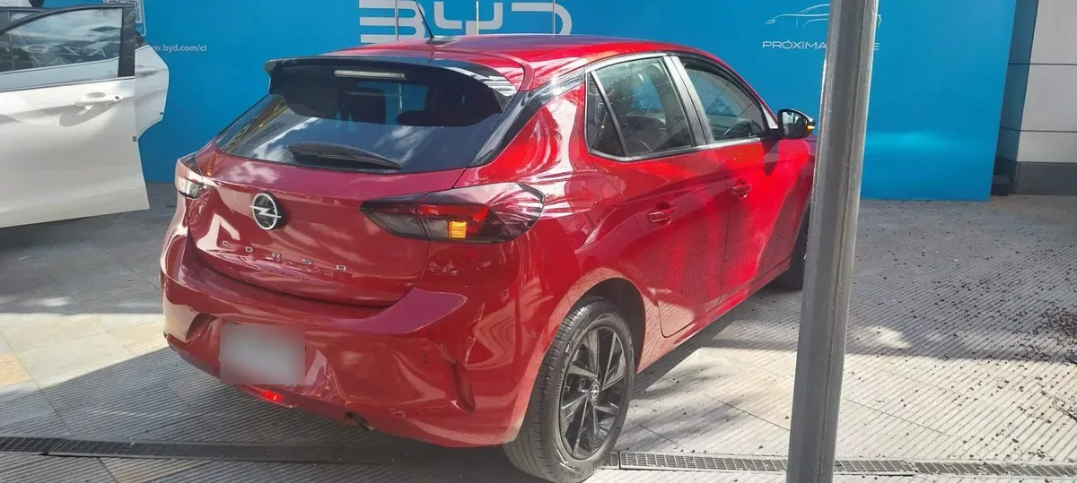 Opel Corsa 1.2t Edition 100hp 4x2 At8 5p año 2024