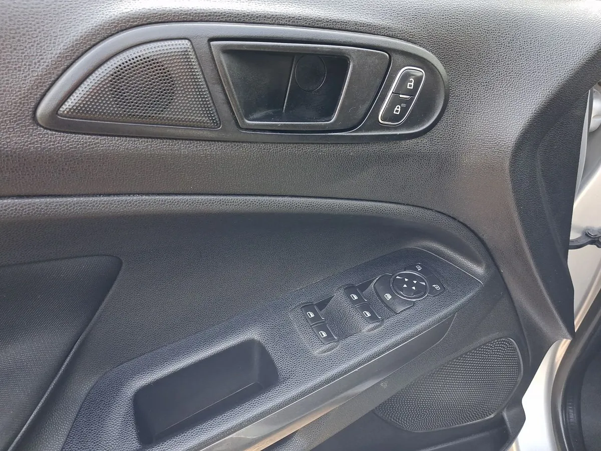 Ford Ecosport 1.5 Se Diesel 4x2 Mt 5p año 2020