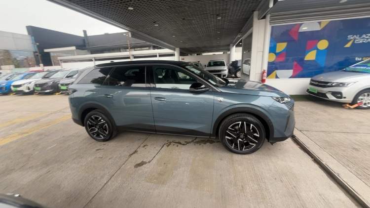 Peugeot 5008 1.2 Gt Mhev 4x2 At 5p año 2026