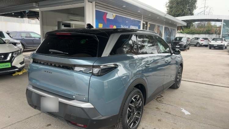 Peugeot 5008 1.2 Gt Mhev 4x2 At 5p año 2026