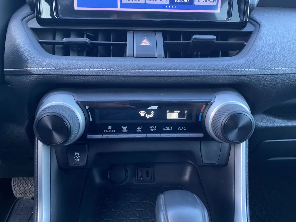 Toyota Rav 4 2.0 Le 4x2 Cvt At 5p año 2022