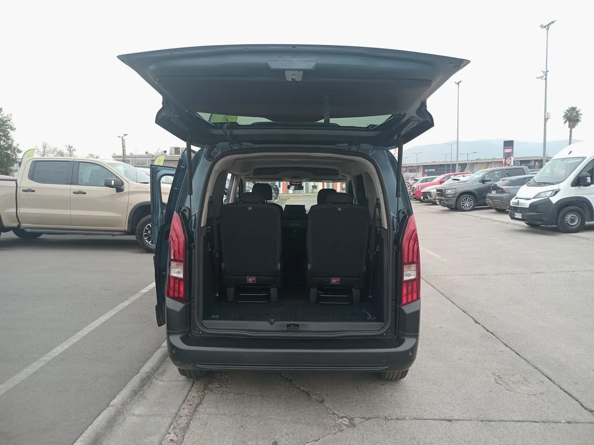 Peugeot Rifter 1.5 Allure Bluehdi Diesel 130hp 4x2 Eat8 5p año 2025